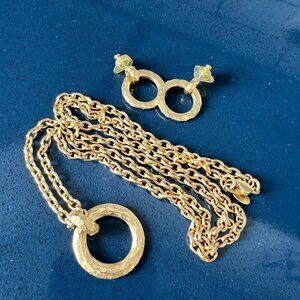 Beautiful LC Necklace and Earrings Set